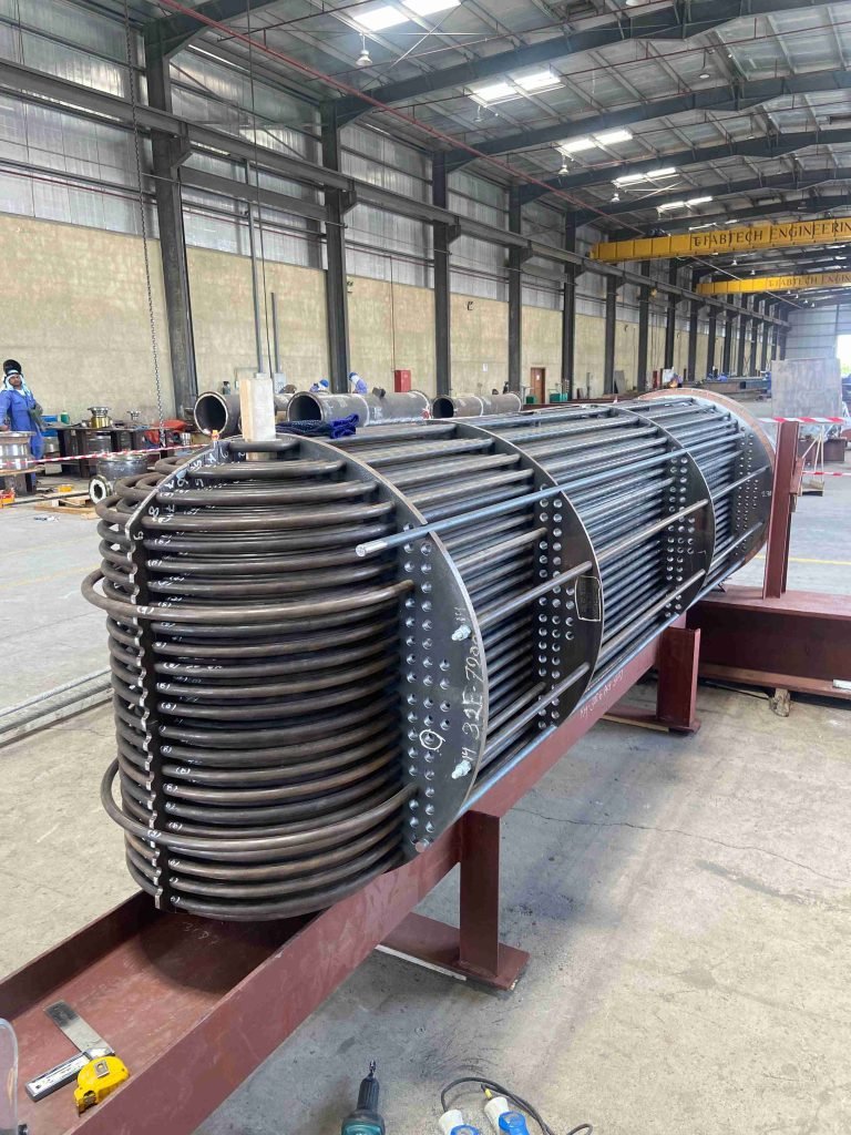Flanged exchanger tube sheet