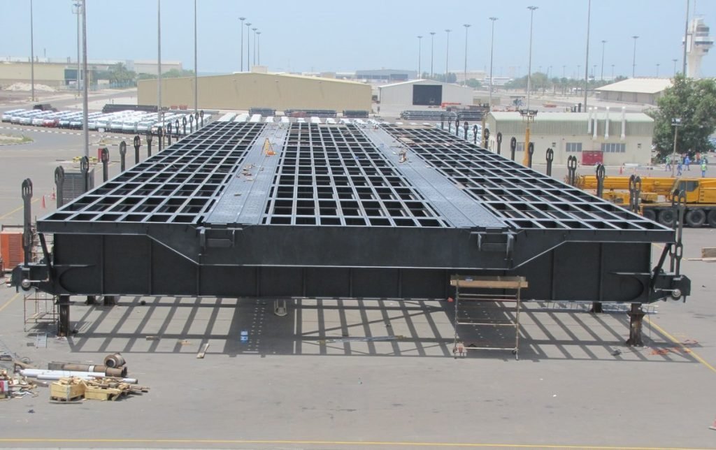 Metal bridge-like platform