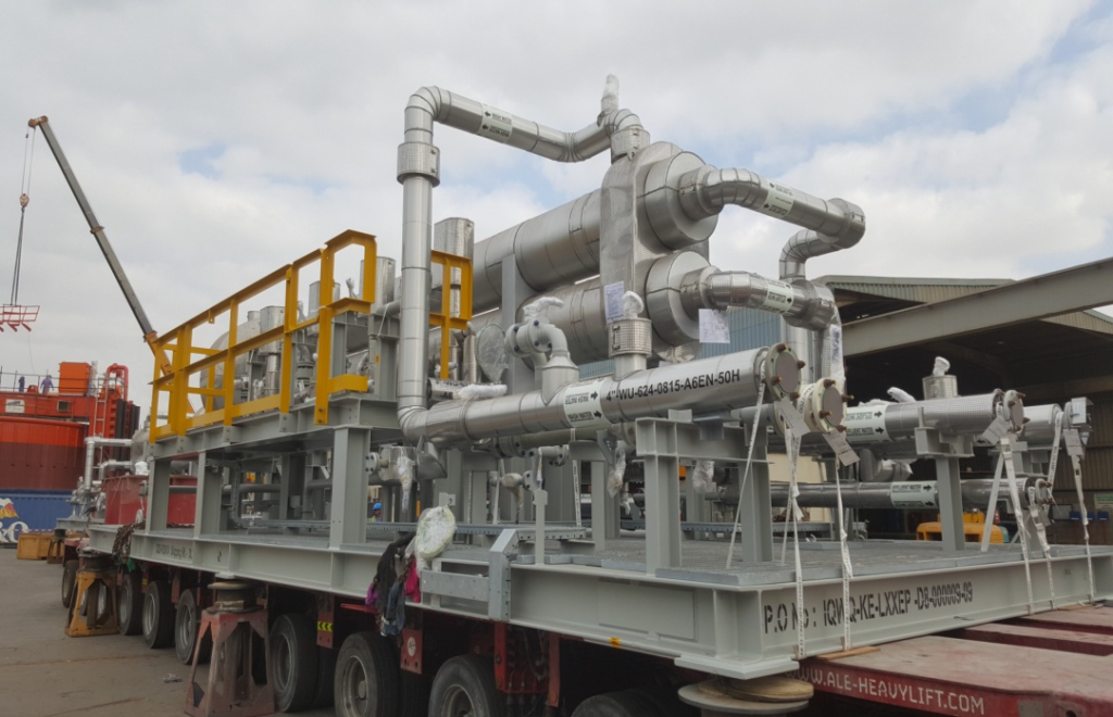 Grey piping unit with compressor